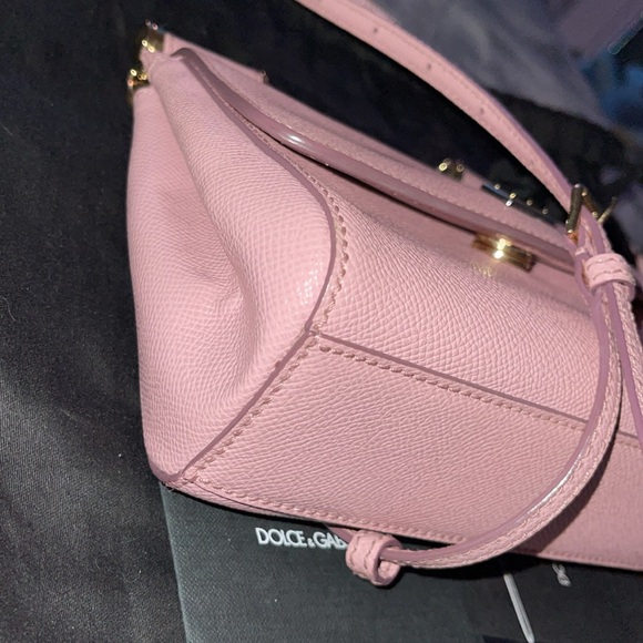 Preloved Dolce n Gabbana mini 2 way bag excellent condition color is light pink - Picture 11 of 13